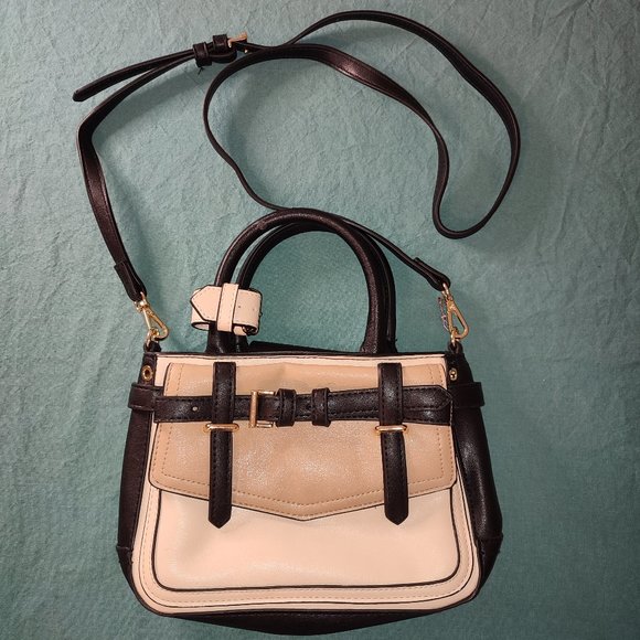 Reed Handbags - Reed Purse Crossbody bag Cream and Black comfortable casual classic